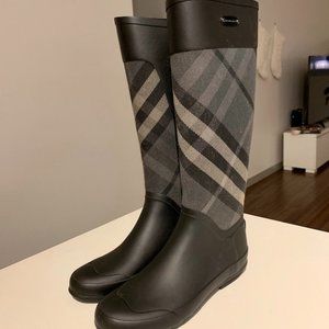 Burberry Rain Boots (black monochrome version)